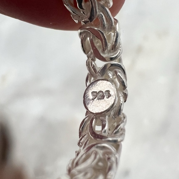 Sterling Silver Byzantine Ring Sz 7 - Picture 11 of 12